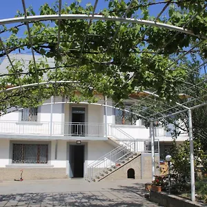big-house.alltbilisihotels.com/