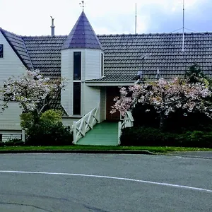 Turret House Bed & Breakfast Christchurch